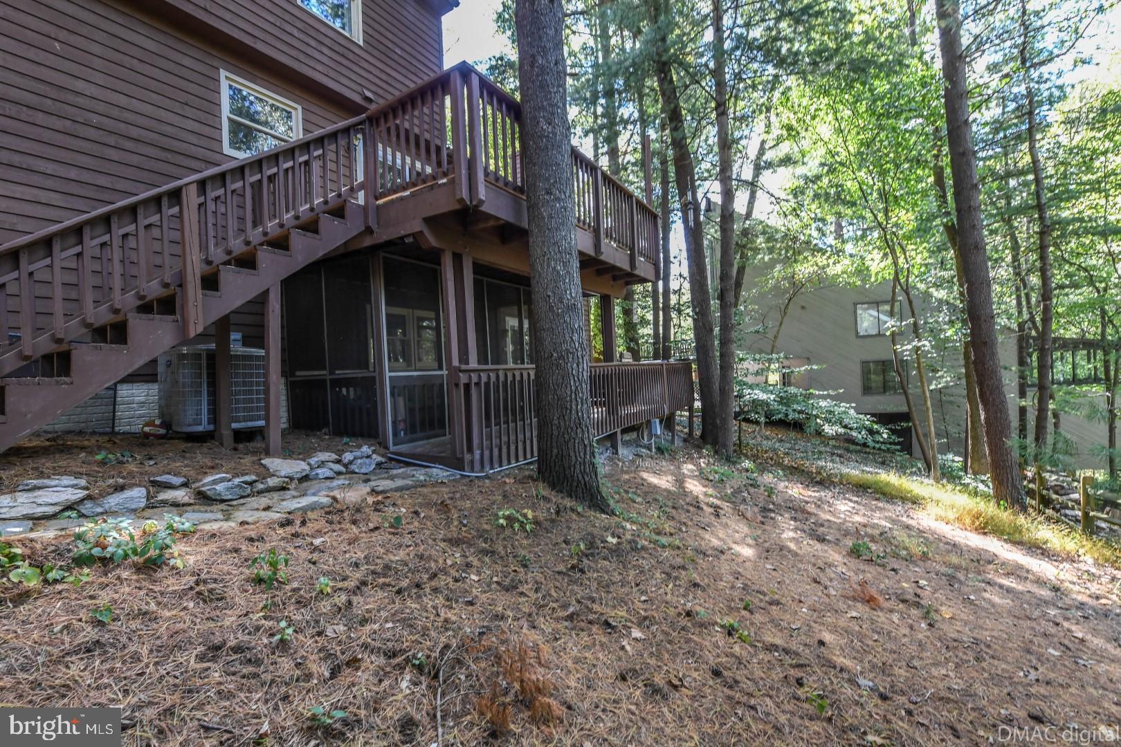 6786 Balmoral Ridge New Market, MD 21774 - Photo 32 of 36 Multiple level decks, hot tub and screened deck