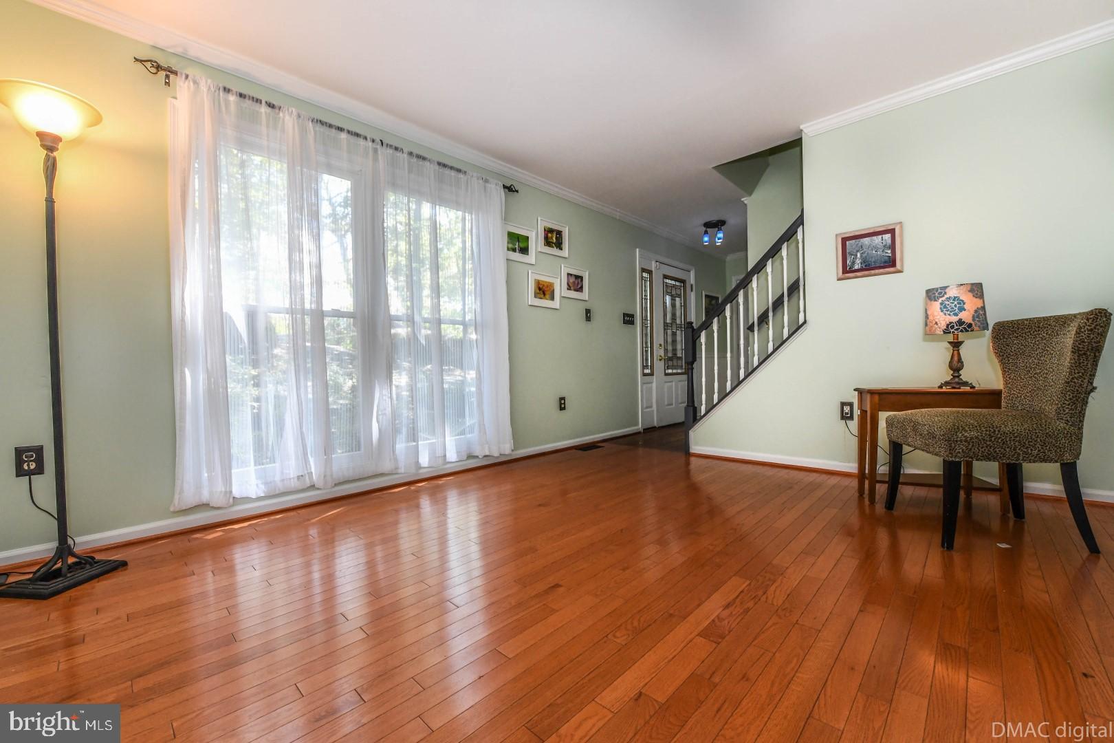 6786 Balmoral Ridge New Market, MD 21774 - Photo 3 of 36 Living room w H/w floors
