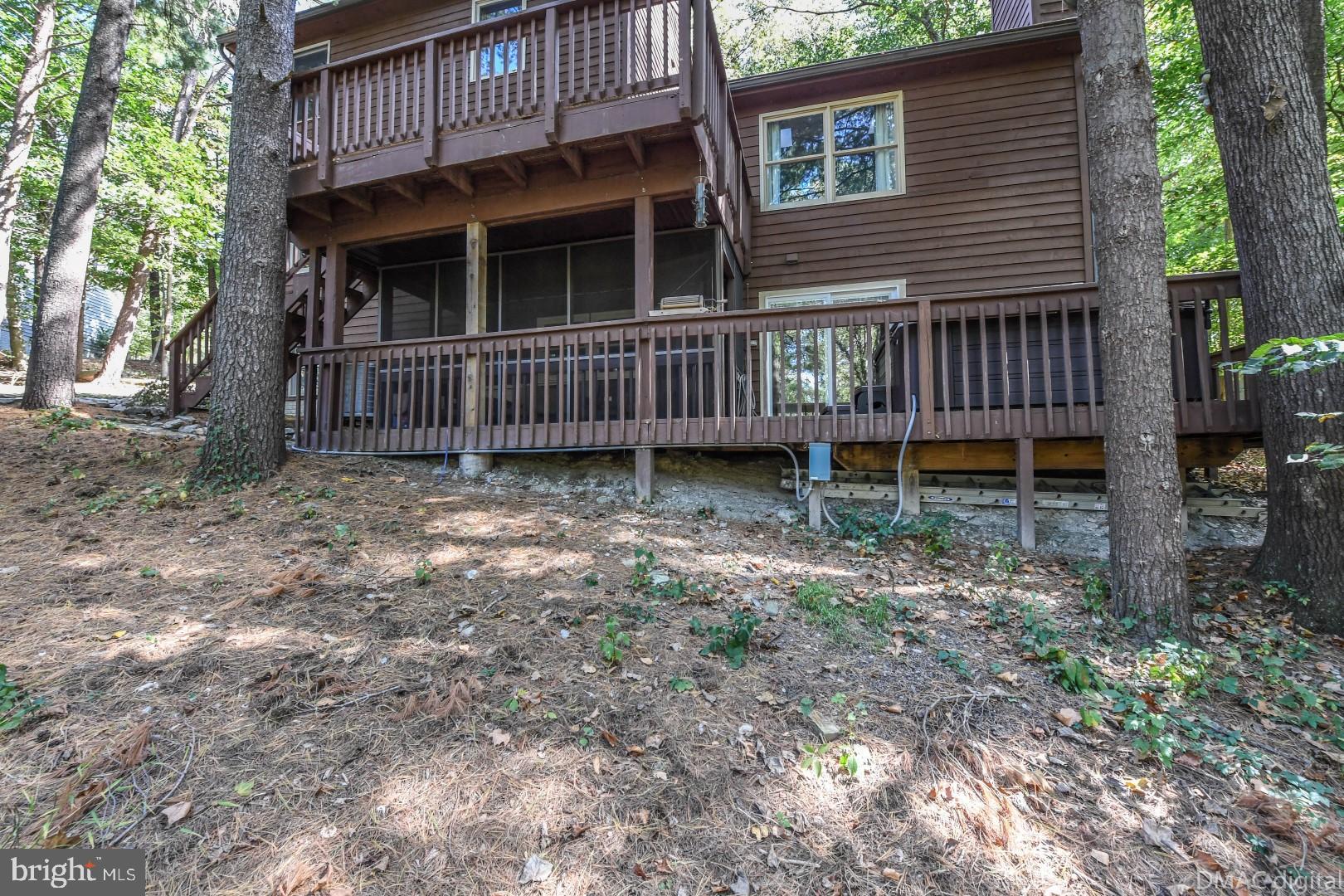 6786 Balmoral Ridge New Market, MD 21774 - Photo 8 of 36 View from rear - double decks & Screened area