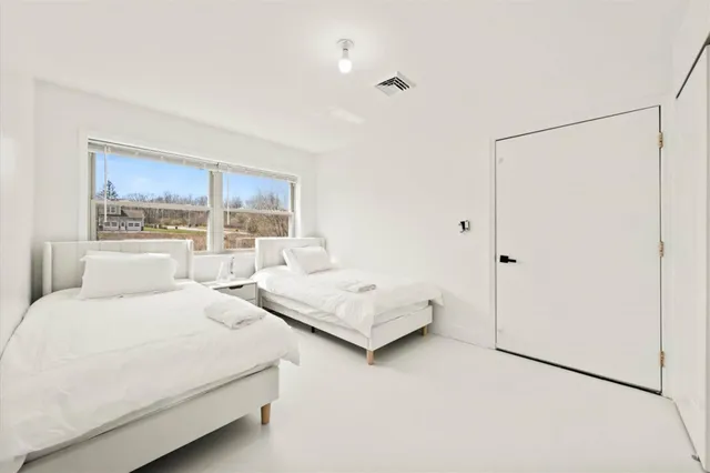 $1,500,000 | 111 Summit Avenue, Central Valley, NY 10917