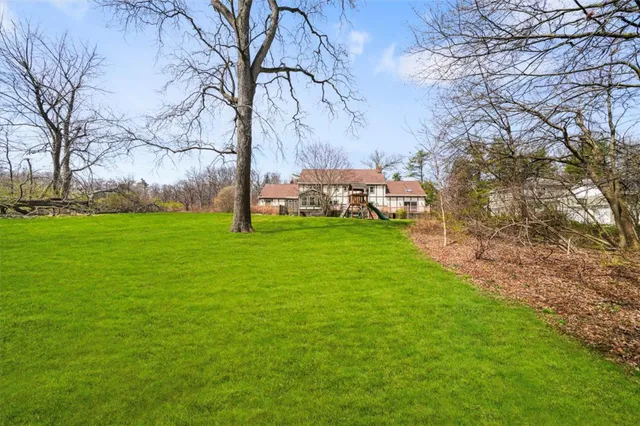 $1,500,000 | 111 Summit Avenue, Central Valley, NY 10917