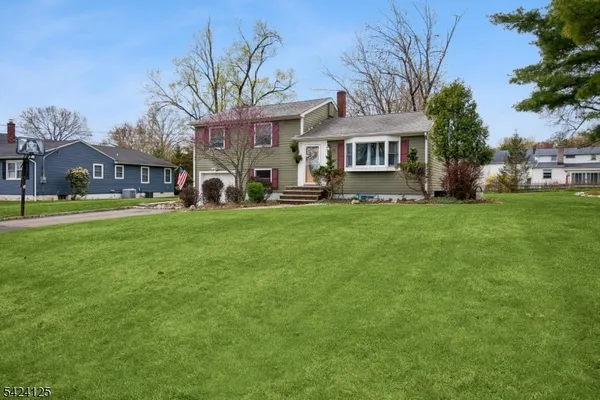 $749,999 | 30 Crescent Drive, Whippany, NJ 07981