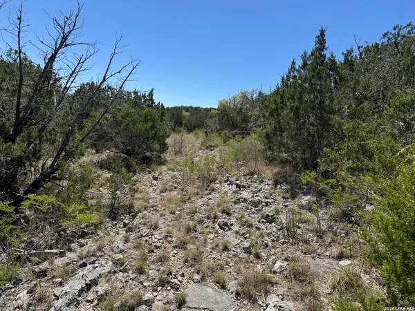 $120,000 | 2325 Private Road 2700, Uvalde, TX 78801