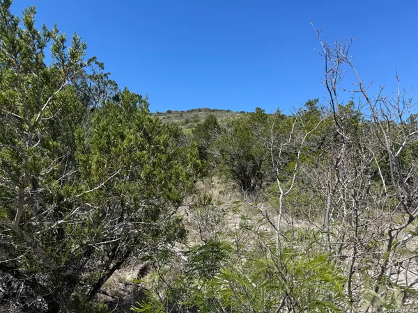 $120,000 | 2325 Private Road 2700, Uvalde, TX 78801