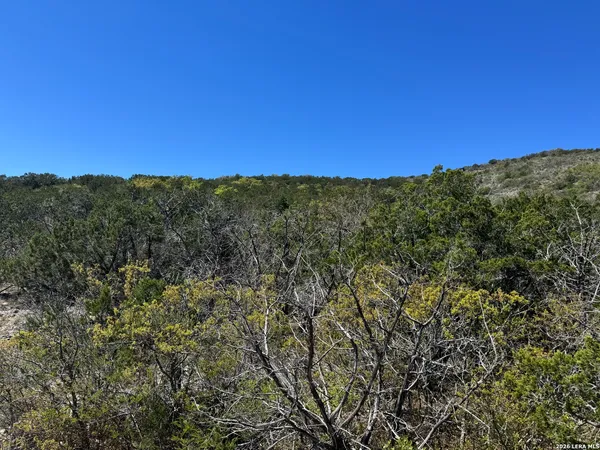 $120,000 | 2325 Private Road 2700, Uvalde, TX 78801