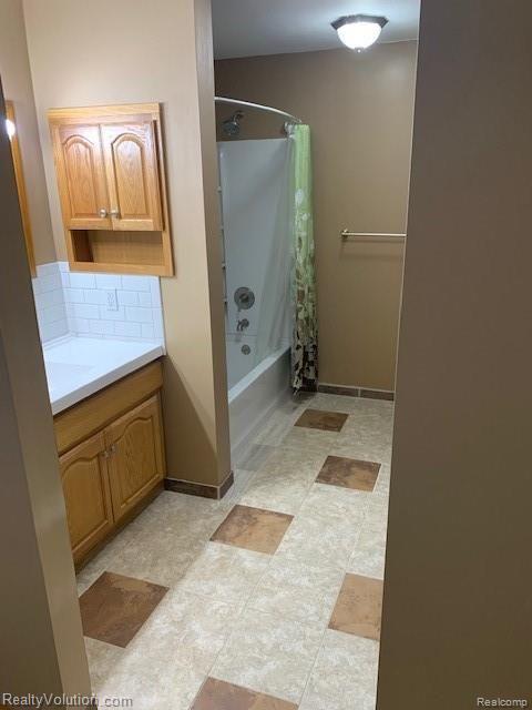 5075 Colling Road Unionville, MI 48767 - Photo 21 of 25