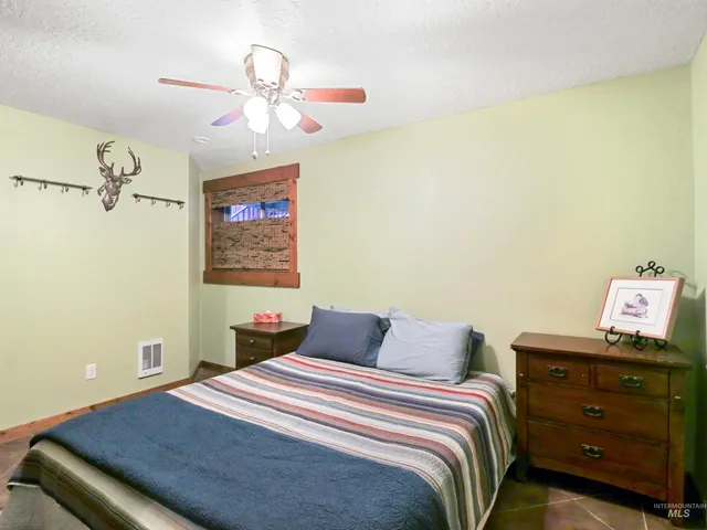 $775,000 | 605 West Mountain Road, Cascade, ID 83611