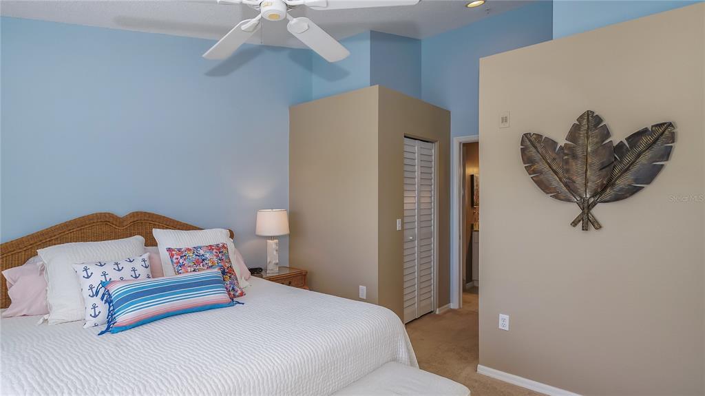 5241 Mahogany Run Avenue, Unit 425 Sarasota, FL 34241 - Photo 19 of 26