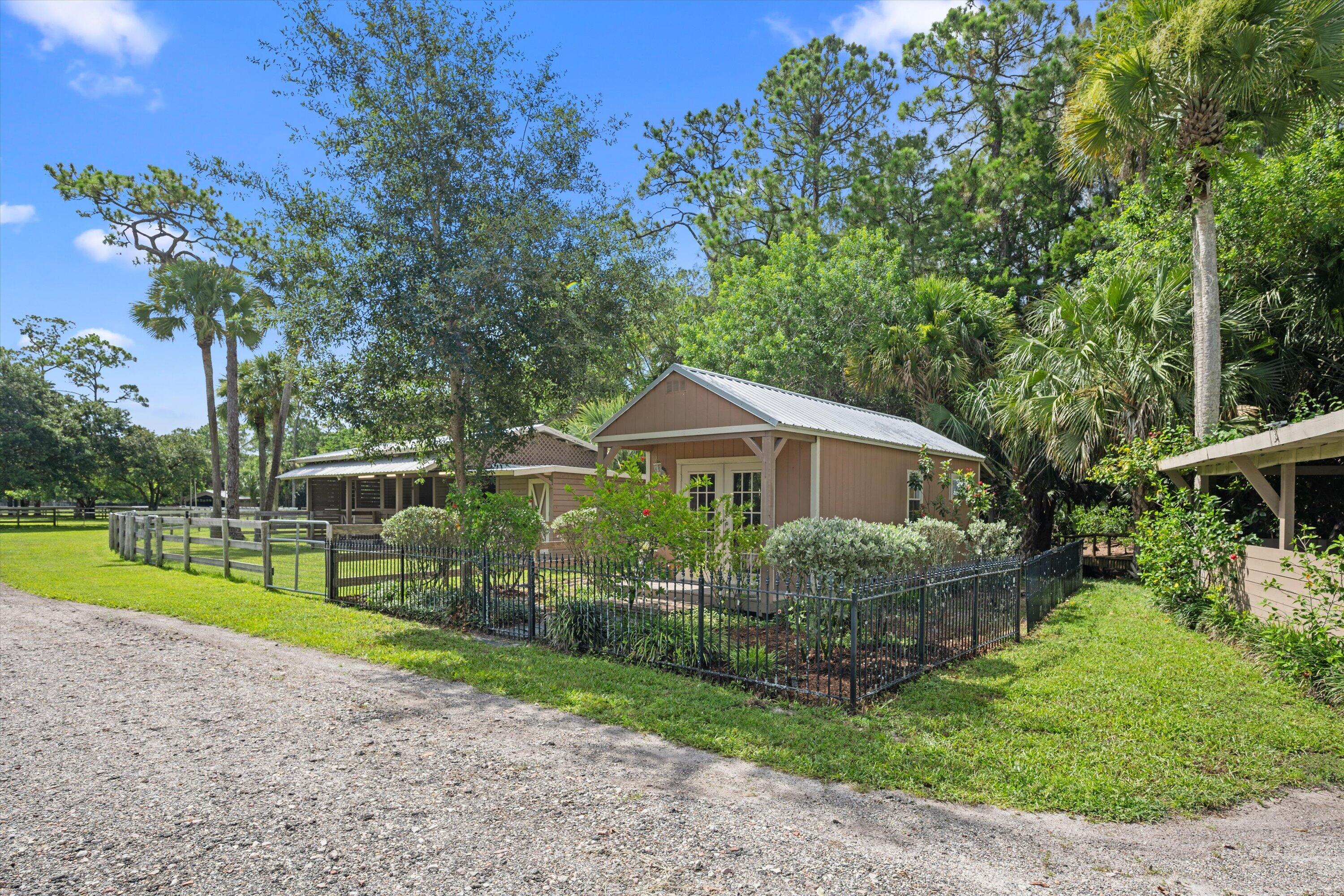 2454-2376 E Road Loxahatchee, FL 33470 - Photo 16 of 51 1-DSC_5580