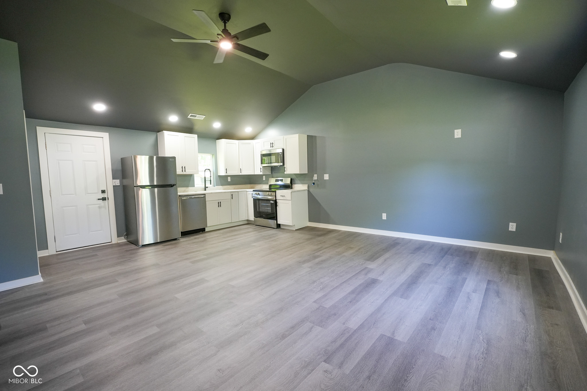 1815 Fulton Street Anderson, IN 46016 - Photo 3 of 12