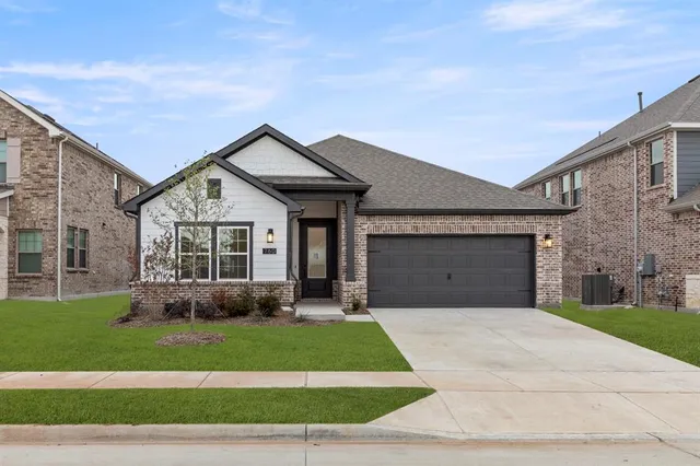 $389,000 | 760 Waterhouse Lk Drive, Anna, TX 75409