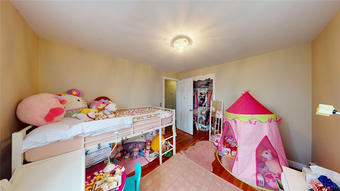 5 Deborah Avenue Coventry, RI 02816 - Photo 17 of 28