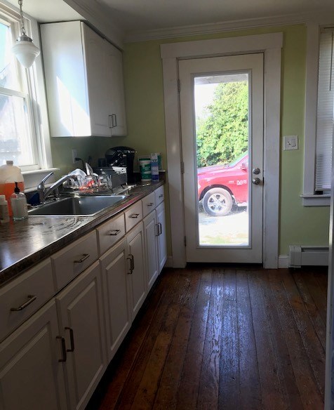 630 East Main Road Middletown, RI 02842 - Photo 14 of 21