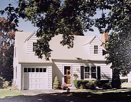 142 Oregon Street Springfield, MA 01118 - Photo 1 of 1