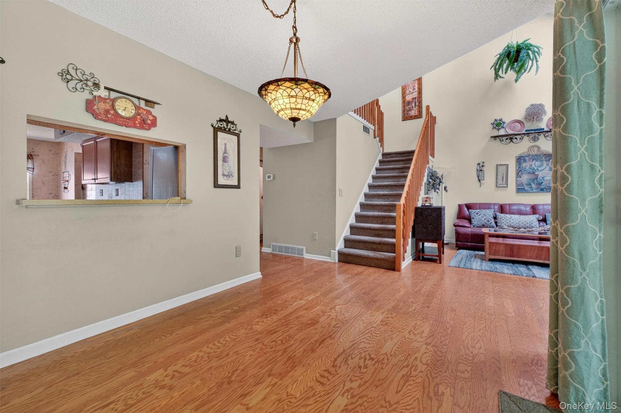 40 Spruce Ridge Drive Fishkill, NY 12524 - Photo 12 of 35