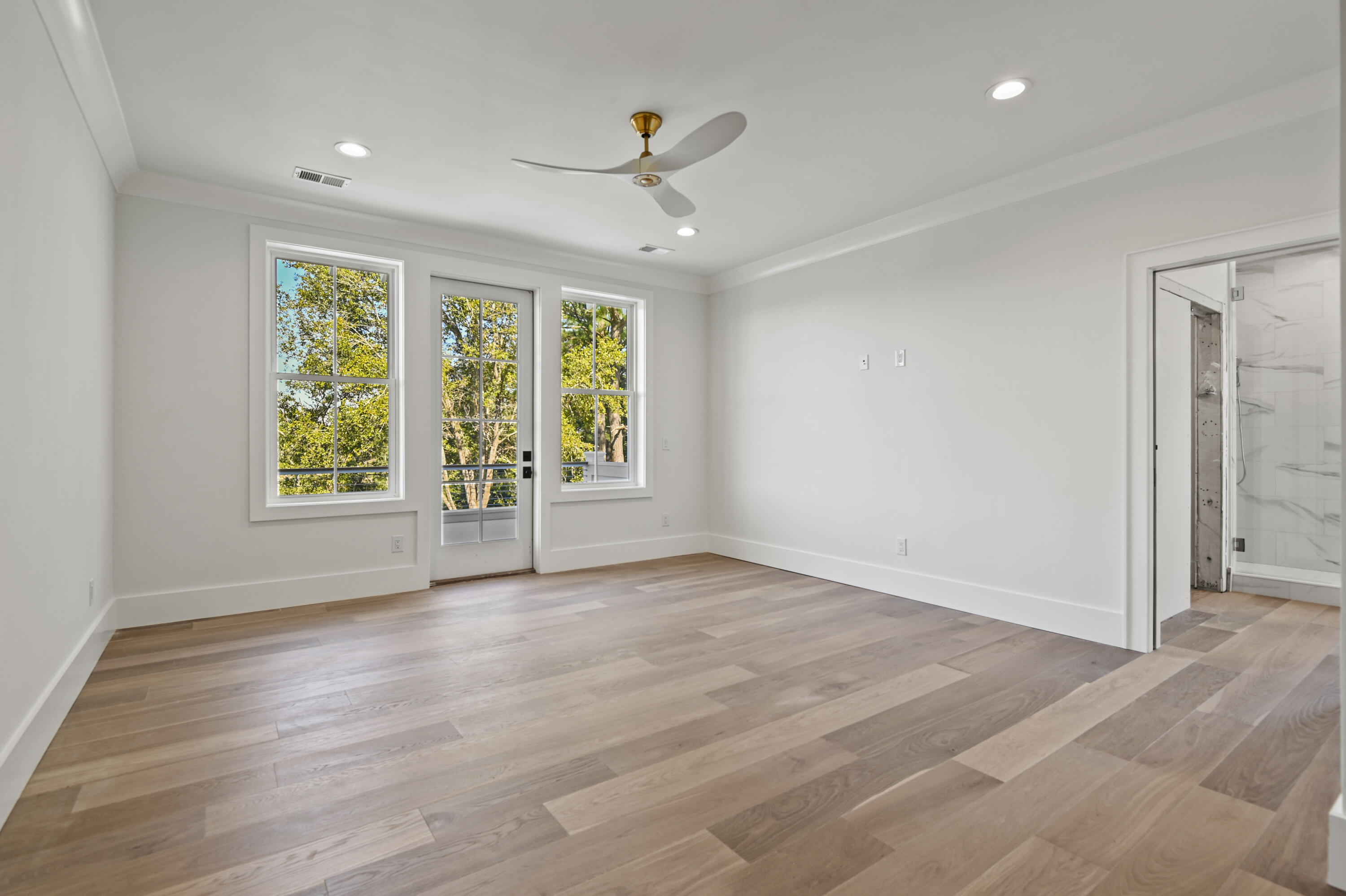 4180 Victory Pointe Drive Mount Pleasant, SC 29466 - Photo 35 of 50 Upstairs Primary Bedroom