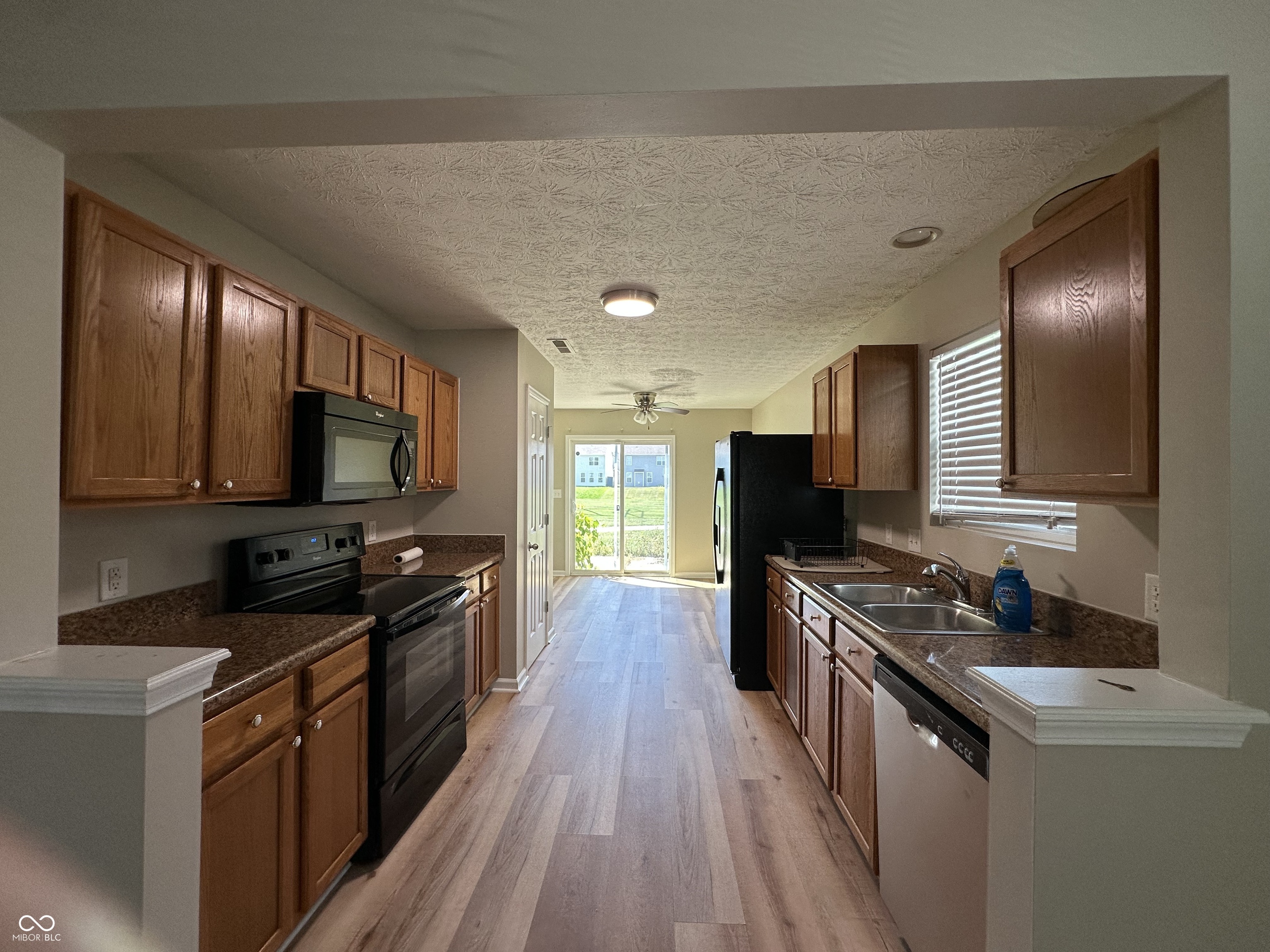 2323 Shadow Bend Drive Columbus, IN 47201 - Photo 7 of 21