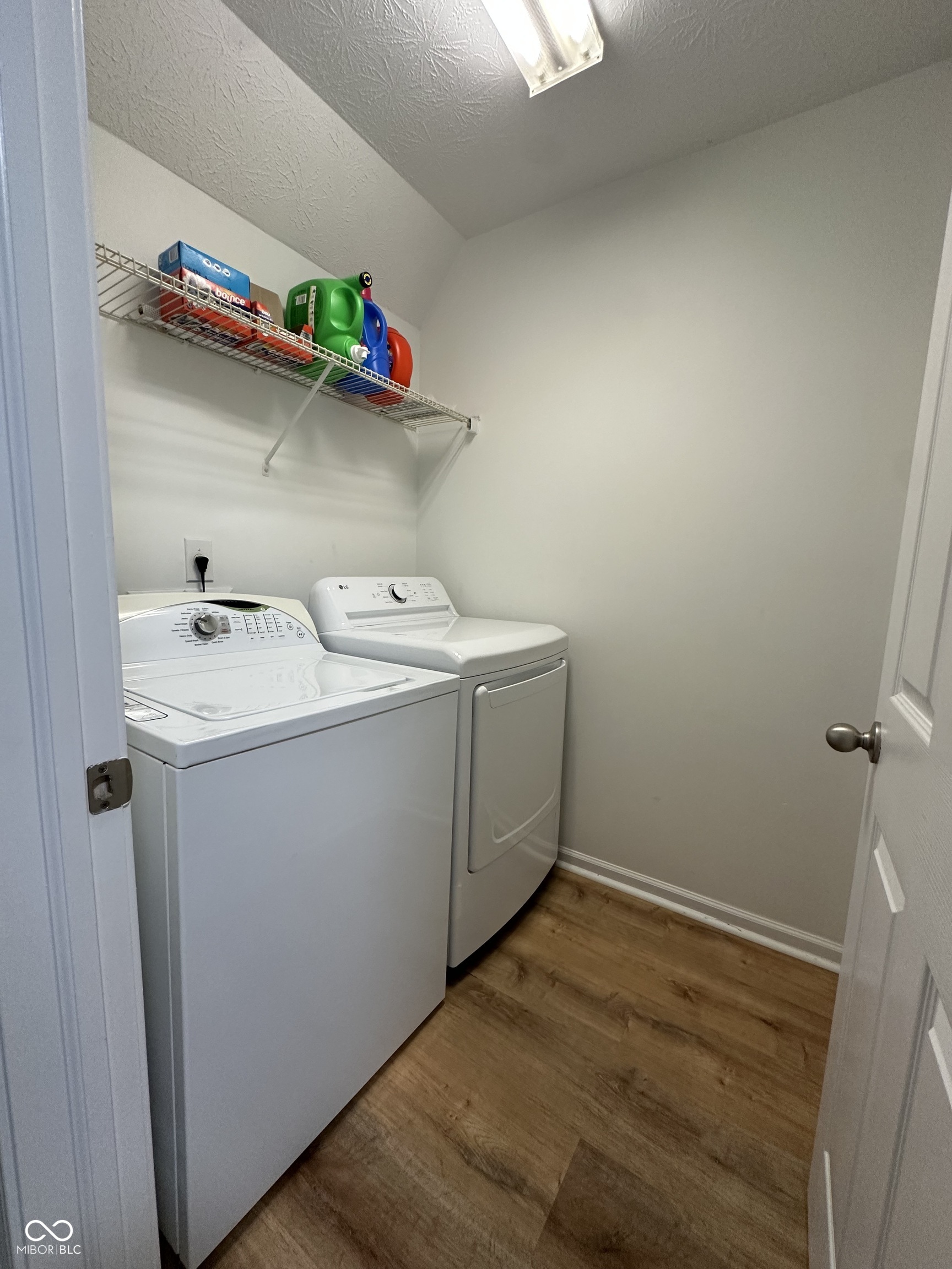 2323 Shadow Bend Drive Columbus, IN 47201 - Photo 10 of 21