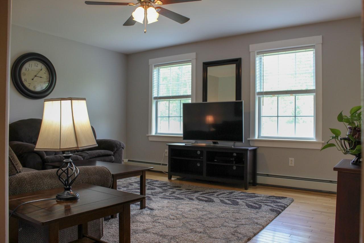 47 West Ridge Road West Gardiner, ME 04345 - Photo 14 of 38 liv1