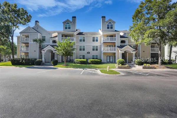$177,000 | 100 Kensington Boulevard, Unit 815, Bluffton, SC 29910