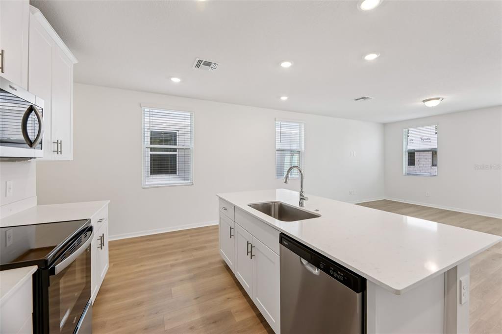 4236 Ranch House Road St. Cloud, FL 34772 - Photo 8 of 28 Gallery Image 8