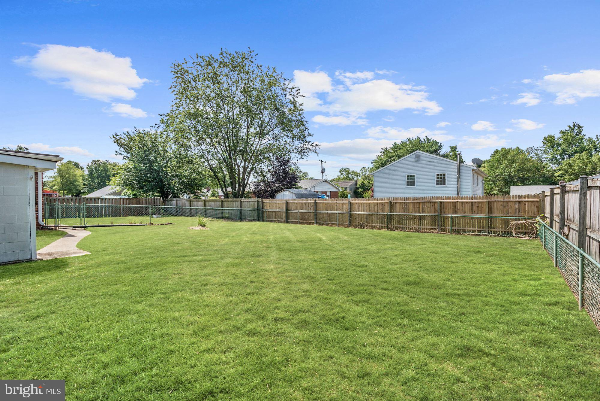 8492 Laurel Road Pasadena, MD 21122 - Photo 41 of 46 a view of a backyard