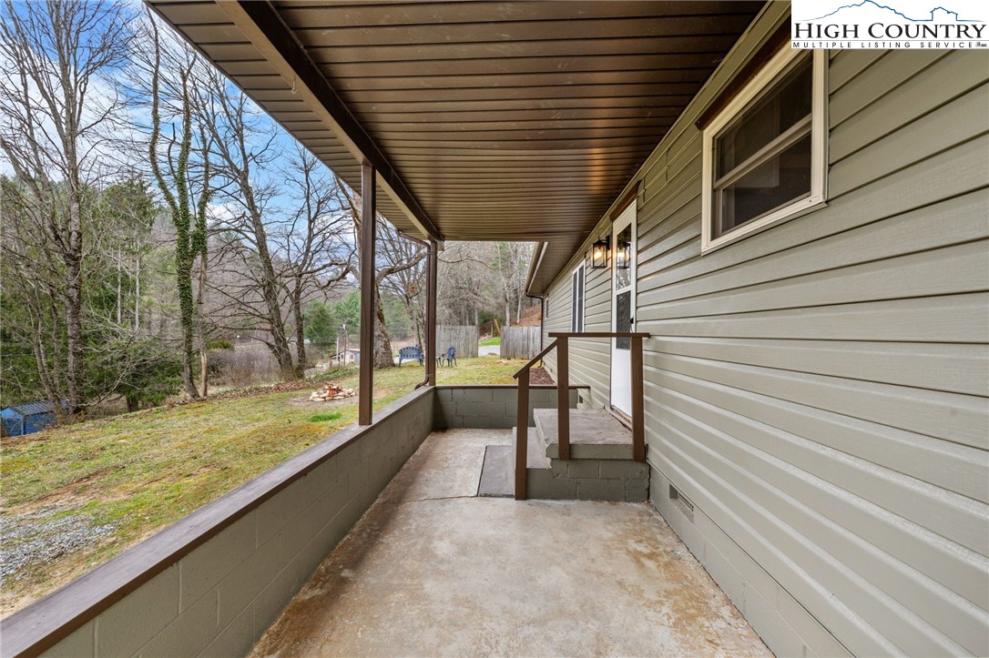 41 Raccoon Lane Newland, NC 28657 - Photo 25 of 34