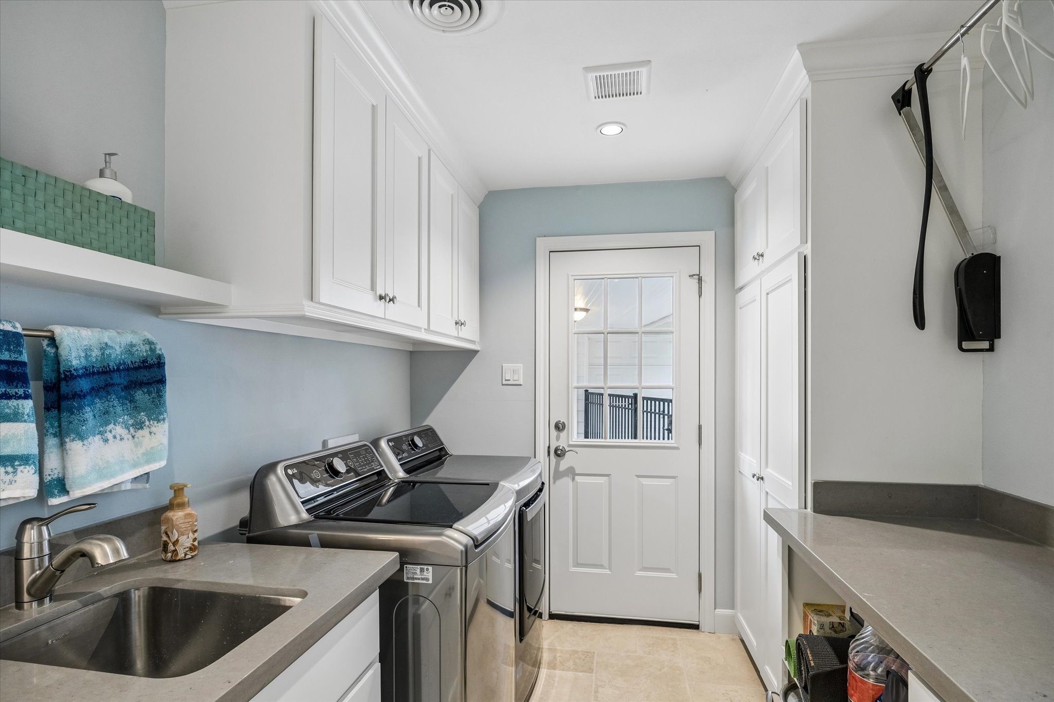 542 Ramblewood Road Houston, TX 77079 - Photo 21 of 40