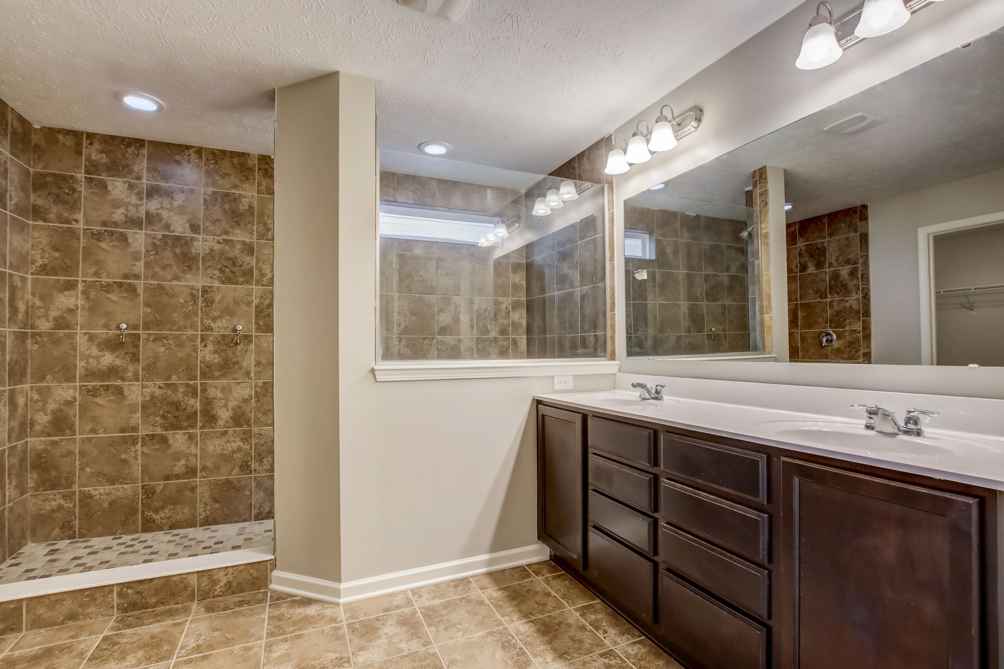 14493 Glapthorn Road Fishers, IN 46037 - Photo 9 of 14 Gallery Image 9