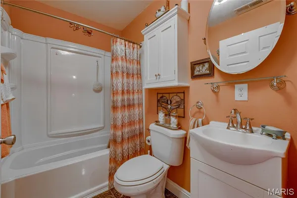 $599,900 | 7630 Hwy A, Belleview, MO 63623