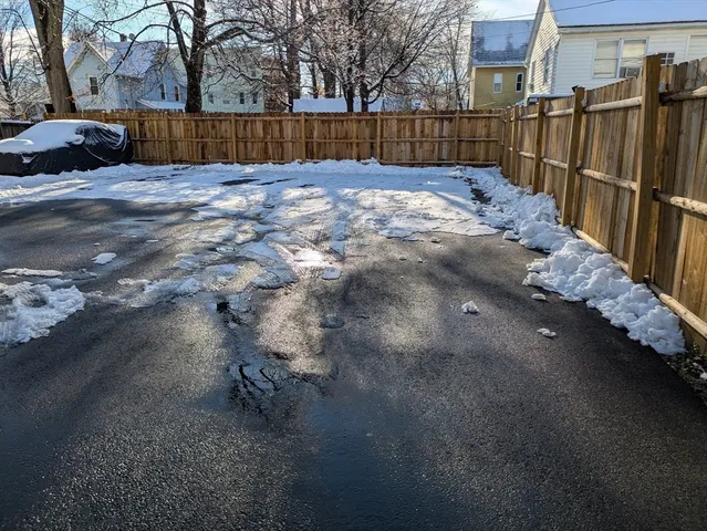 $2,350 | 130 Dickinson Street, Unit 130, Springfield, MA 01108