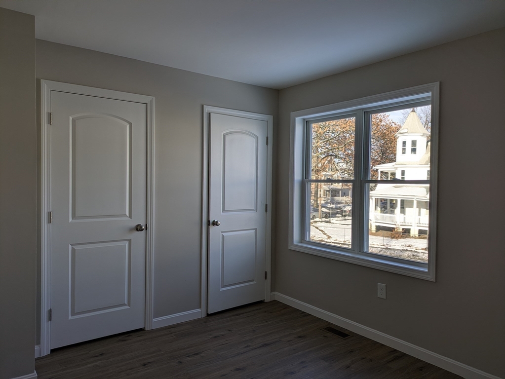 130 Dickinson Street, Unit 130 Springfield, MA 01108 - Photo 9 of 12