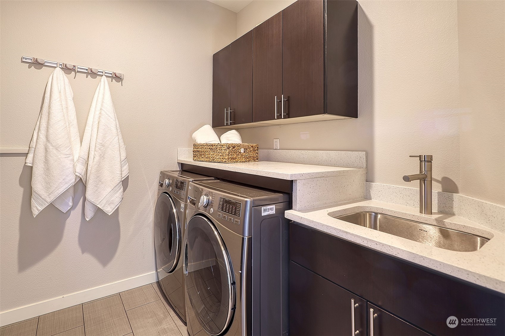 3263 35th Avenue Southwest Seattle, WA 98126 - Photo 25 of 38 a utility room with sink dryer and washer