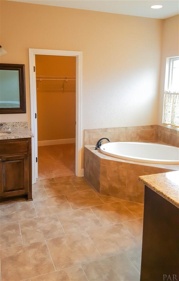 5704 Heatherton Road Milton, FL 32570 - Photo 19 of 50 Gallery Image 19