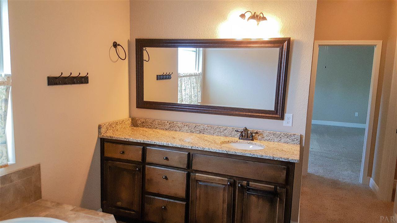 5704 Heatherton Road Milton, FL 32570 - Photo 20 of 50 Gallery Image 20