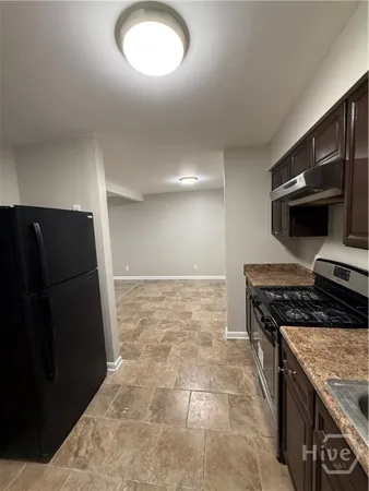 $1,950 | 2219 Coakley Street, Savannah, GA 31404