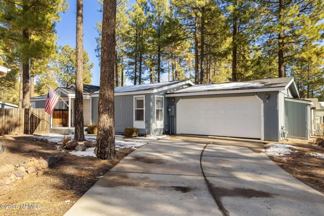 $460,000 | 2348 West Rio Grande Court, Flagstaff, AZ 86001