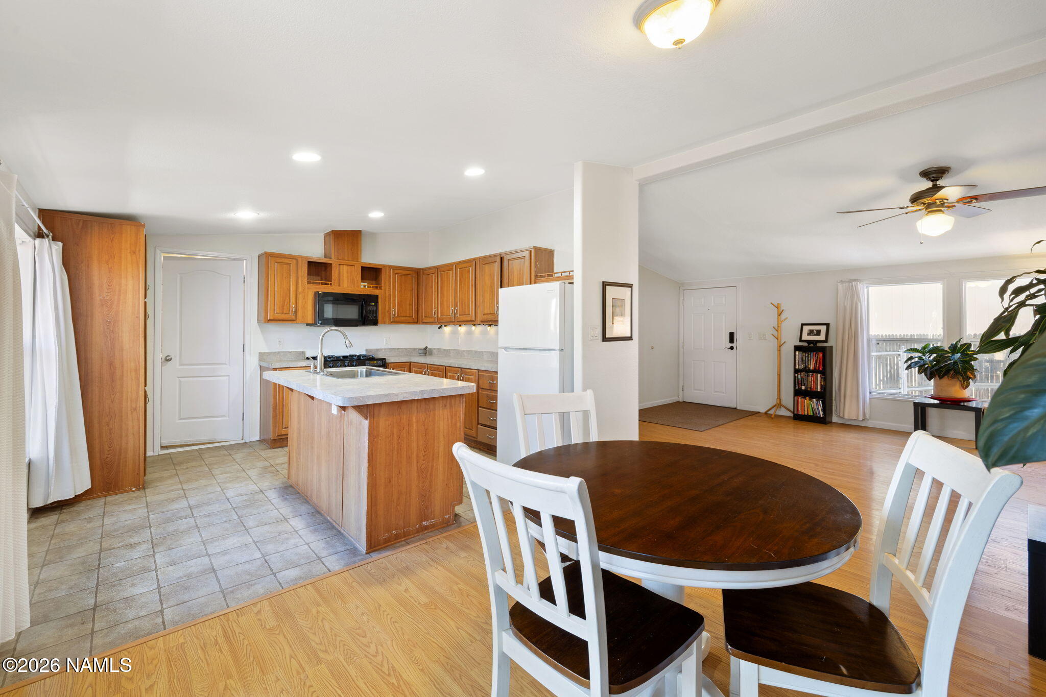 2348 West Rio Grande Court Flagstaff, AZ 86001 - Photo 8 of 31 13-web-or-mls-FA9A7180