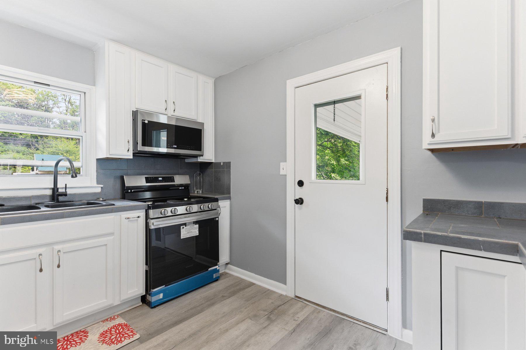 623 Baylor Road Glen Burnie, MD 21061 - Photo 6 of 27