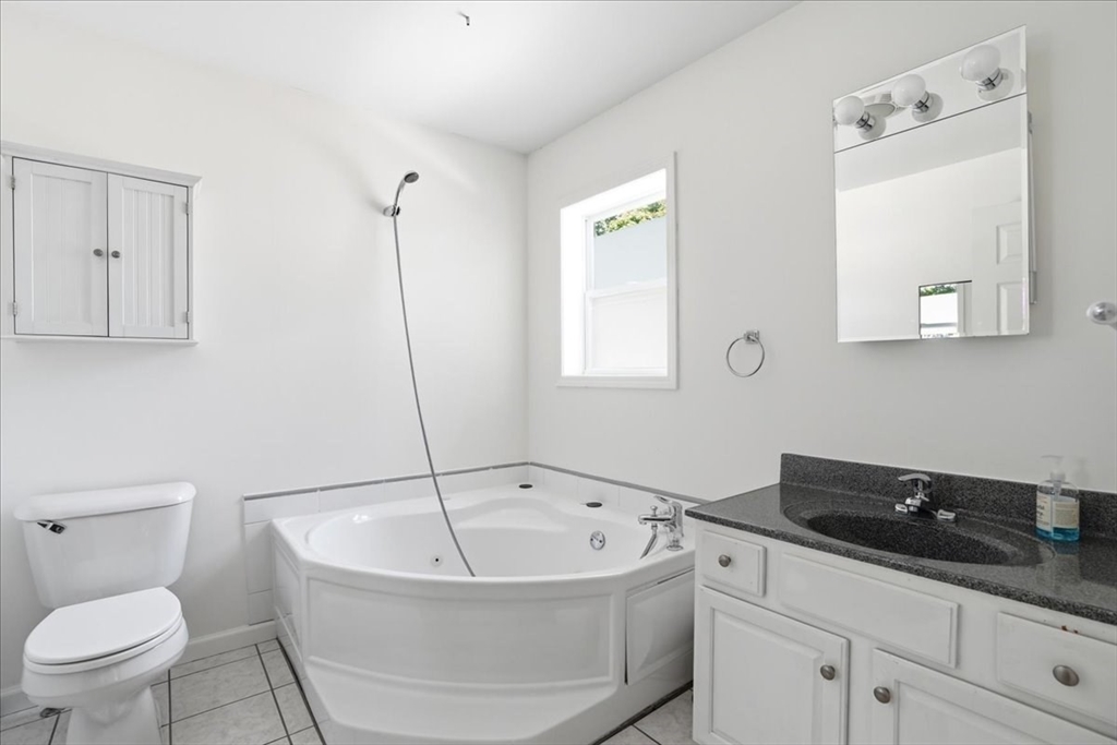 111 Wompatuck Road Hingham, MA 02043 - Photo 9 of 25
