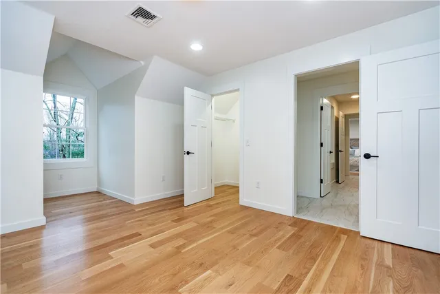 $1,275,000 | 247 Glen Hill Drive, North Kingstown, RI 02874