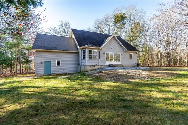 $1,275,000 | 247 Glen Hill Drive, North Kingstown, RI 02874