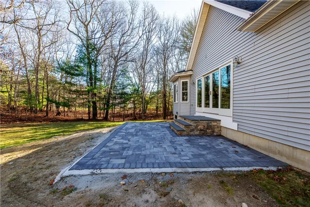 $1,275,000 | 247 Glen Hill Drive, North Kingstown, RI 02874