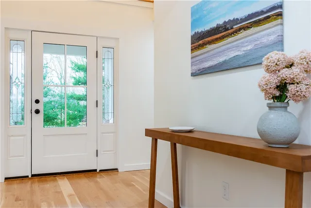 $1,275,000 | 247 Glen Hill Drive, North Kingstown, RI 02874