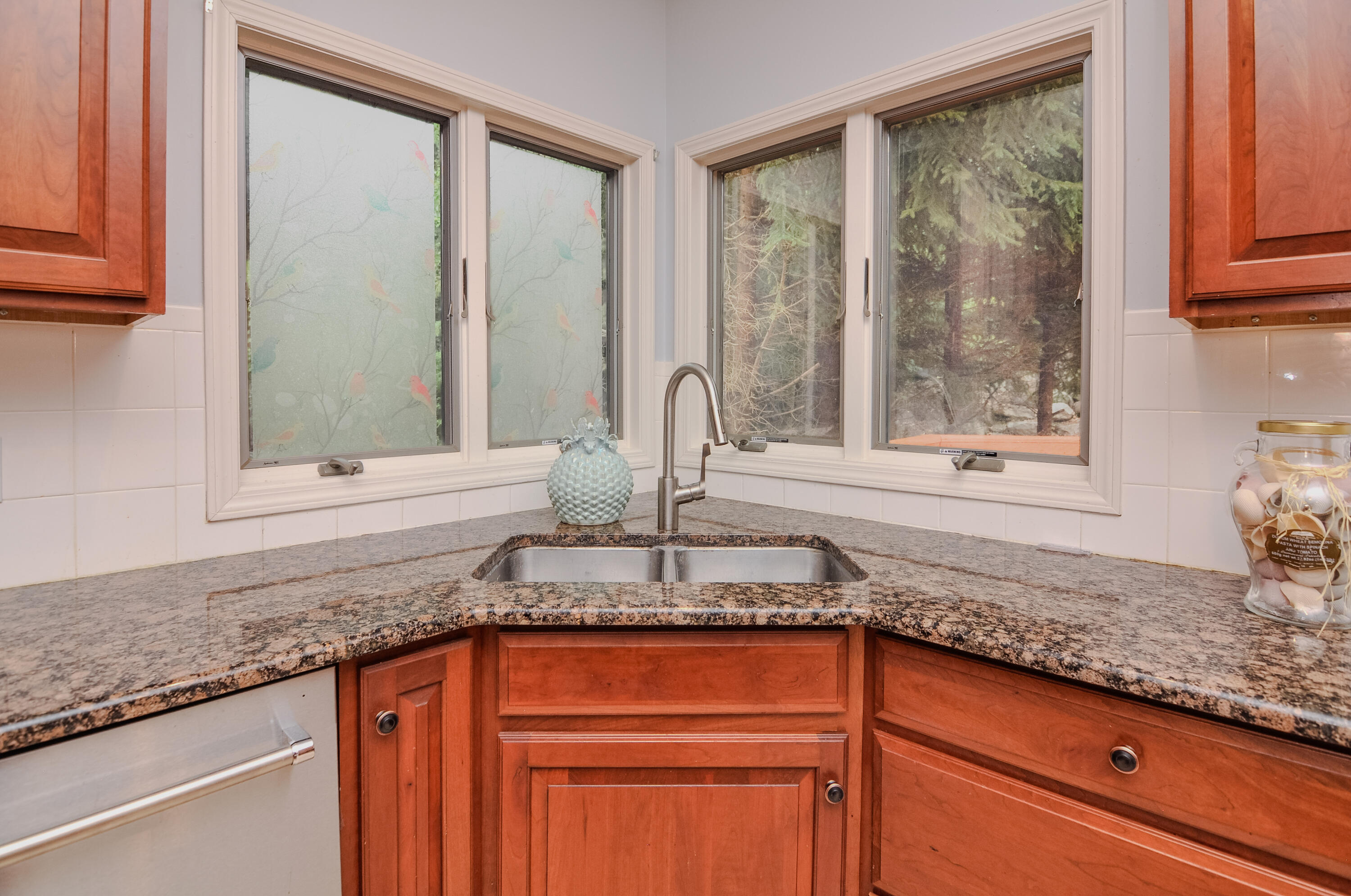 588 Green Road Ann Arbor, MI 48105 - Photo 41 of 105 039