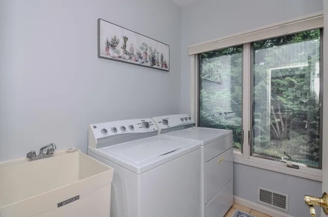 $1,250,000 | 588 Green Road, Ann Arbor, MI 48105