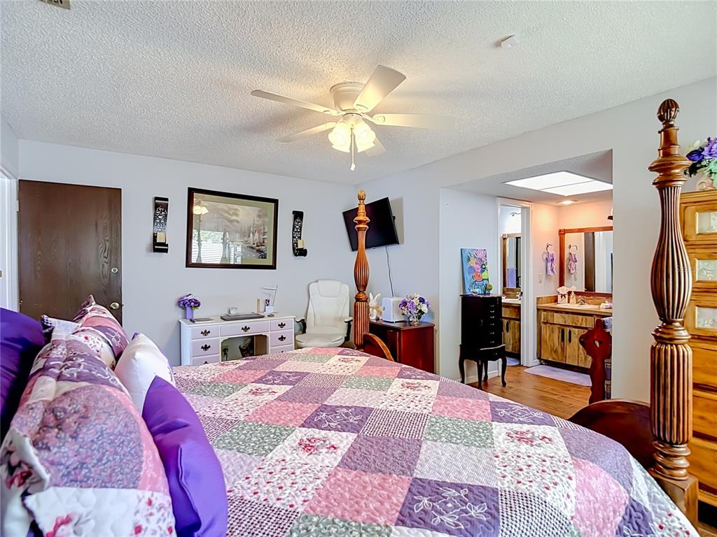 3008 Ripplewood Drive Seffner, FL 33584 - Photo 37 of 79