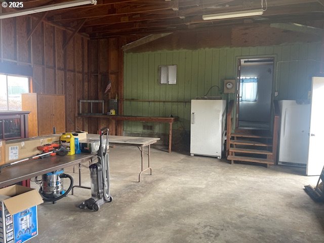 98620 Camellia Drive Brookings, OR 97415 - Photo 23 of 26 a view of a storage & utility room