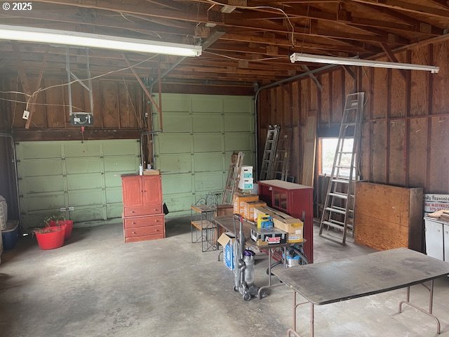 98620 Camellia Drive Brookings, OR 97415 - Photo 25 of 26 a view of a room with workspace