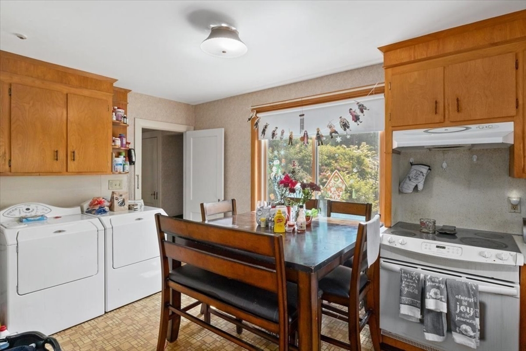 152 Hawthorn Road Braintree, MA 02184 - Photo 9 of 21 Gallery Image 9